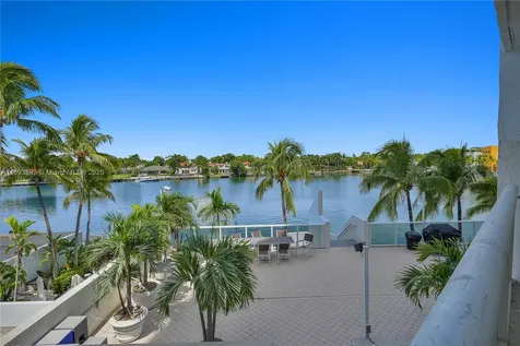 5880 Collins Avenue Miami Beach FL 33140