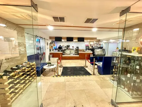 5225 Collins Avenue Miami Beach FL 33140