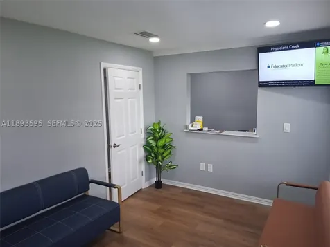 7070 Taft Street Hollywood FL 33024