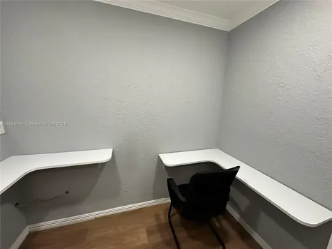7070 Taft Street Hollywood FL 33024