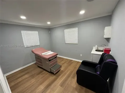 7070 Taft Street Hollywood FL 33024