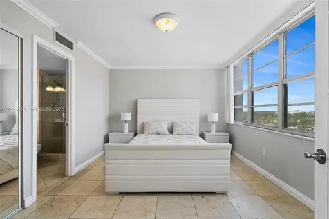 18011 Biscayne Boulevard Aventura FL 33160