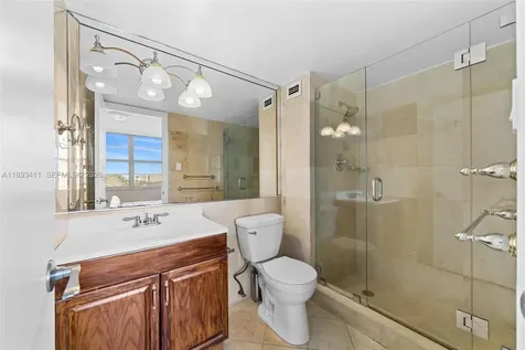 18011 Biscayne Boulevard Aventura FL 33160