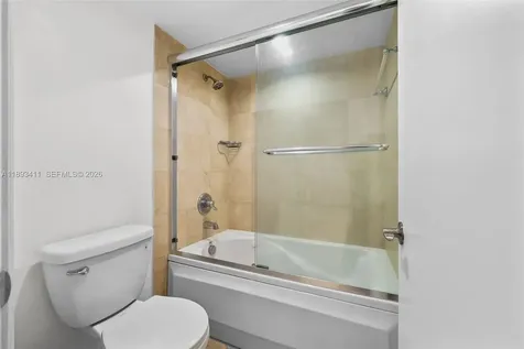 18011 Biscayne Boulevard Aventura FL 33160