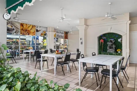 18011 Biscayne Boulevard Aventura FL 33160