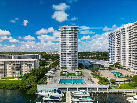 18011 Biscayne Boulevard Aventura FL 33160