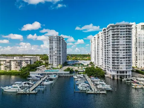 18011 Biscayne Boulevard Aventura FL 33160