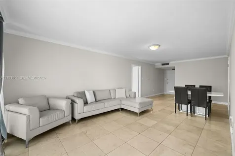 18011 Biscayne Boulevard Aventura FL 33160