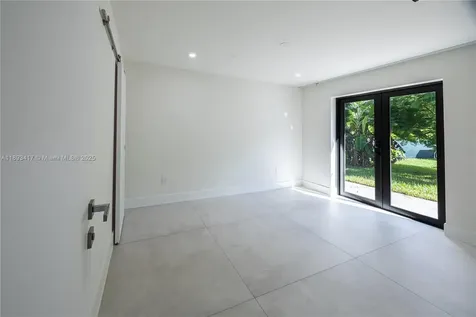 10250 SW 32nd Street Miami FL 33165