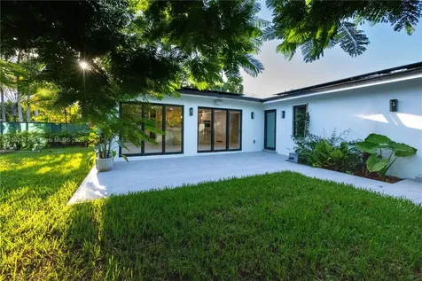 10250 SW 32nd Street Miami FL 33165