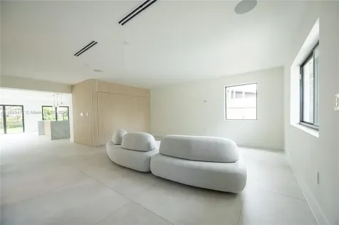 10250 SW 32nd Street Miami FL 33165