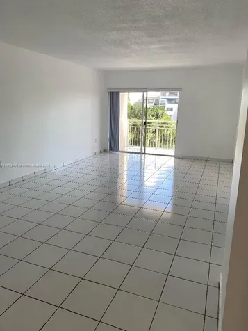 400 Kings Point Drive Sunny Isles Beach FL 33160