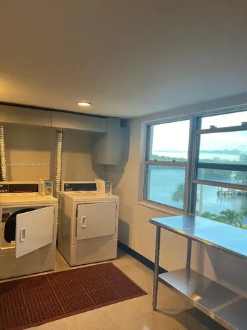 400 Kings Point Drive Sunny Isles Beach FL 33160