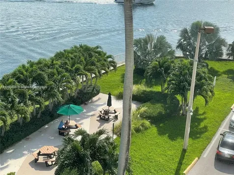 400 Kings Point Drive Sunny Isles Beach FL 33160