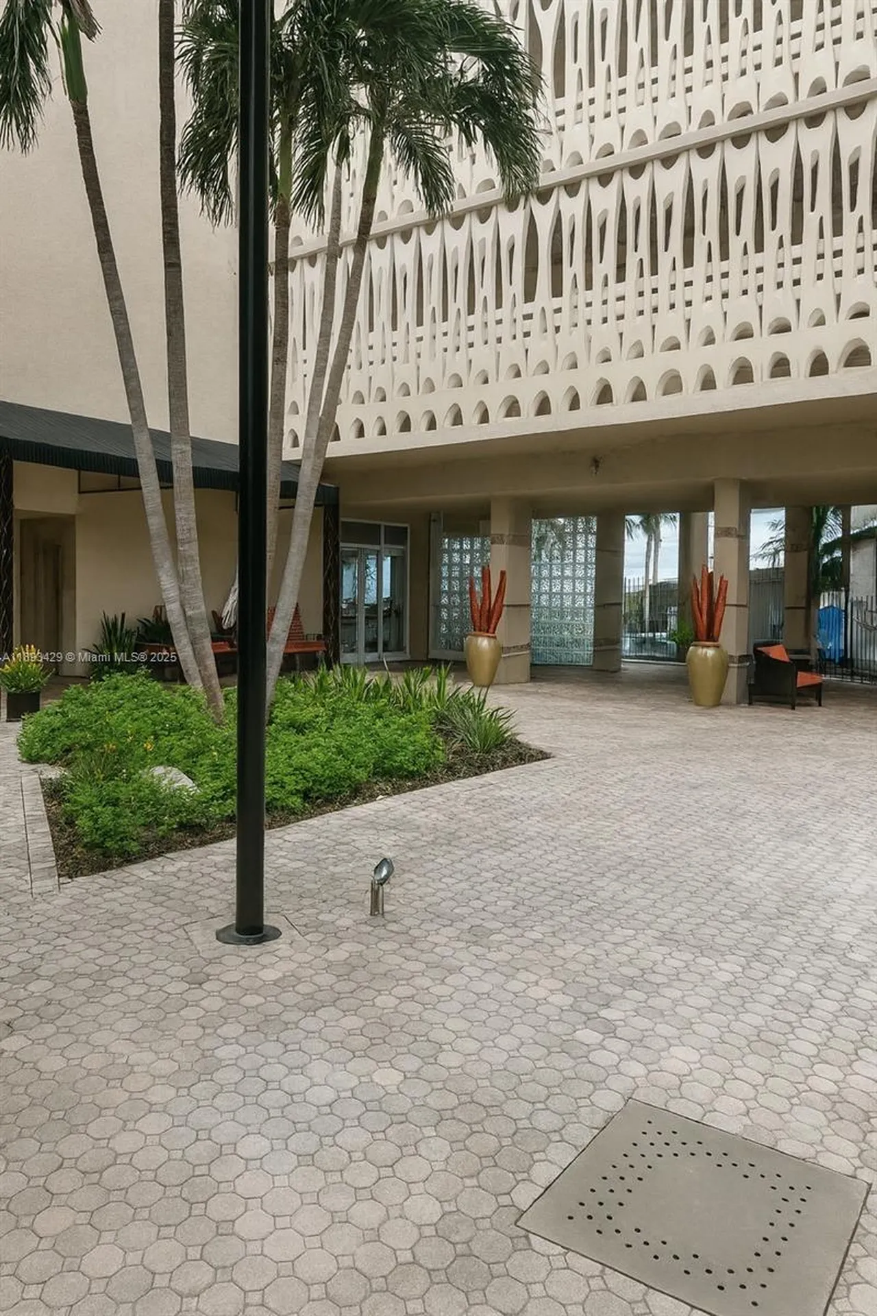 345 N Fort Lauderdale Beach Boulevard Fort Lauderdale FL 33304