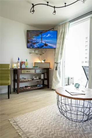 19201 Collins Avenue Sunny Isles Beach FL 33160