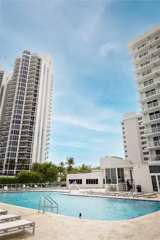 19201 Collins Avenue Sunny Isles Beach FL 33160