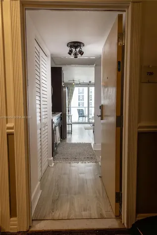 19201 Collins Avenue Sunny Isles Beach FL 33160