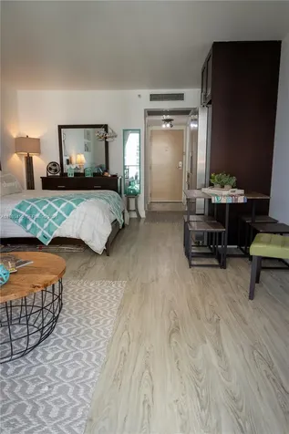 19201 Collins Avenue Sunny Isles Beach FL 33160