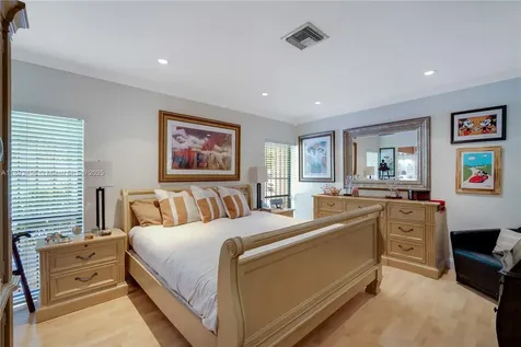 15089 Montrose Road Miami Lakes FL 33016