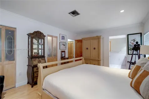 15089 Montrose Road Miami Lakes FL 33016