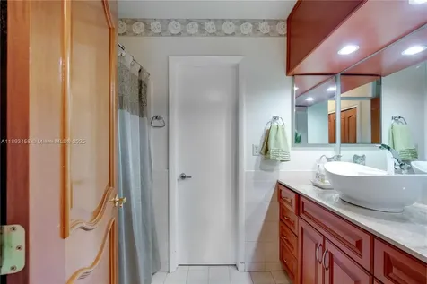 15089 Montrose Road Miami Lakes FL 33016