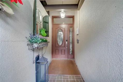 15089 Montrose Road Miami Lakes FL 33016