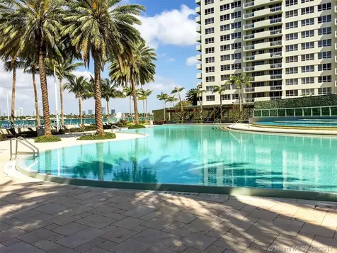 1500 Bay Road Miami Beach FL 33139