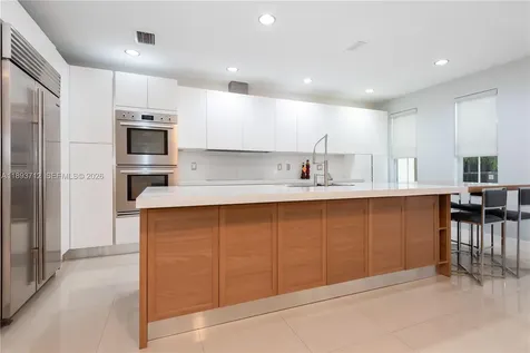 10742 NW 74th Lane Doral FL 33178