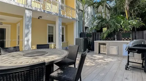 10742 NW 74th Lane Doral FL 33178