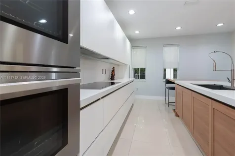 10742 NW 74th Lane Doral FL 33178