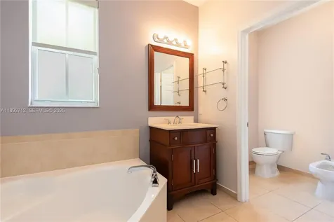 10742 NW 74th Lane Doral FL 33178
