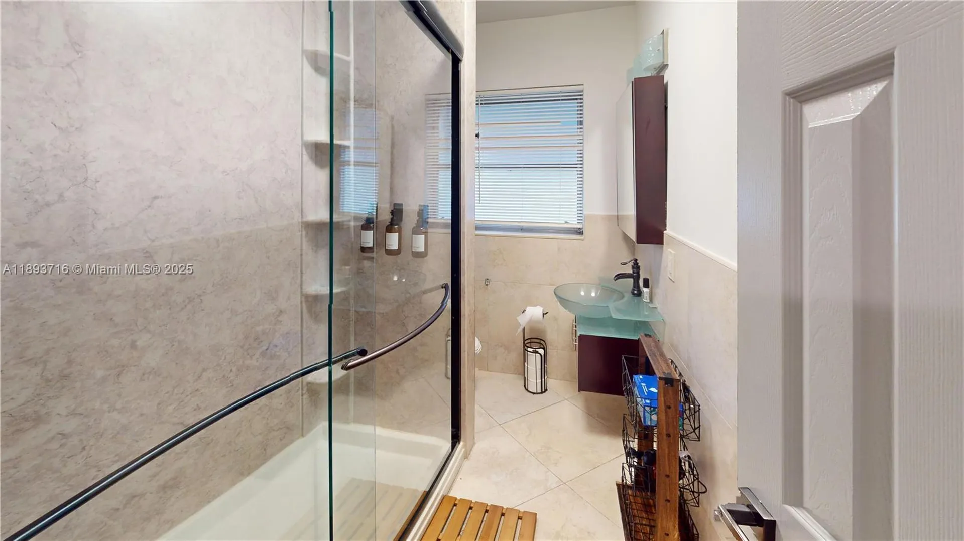 2121 NE 62nd Street Fort Lauderdale FL 33308