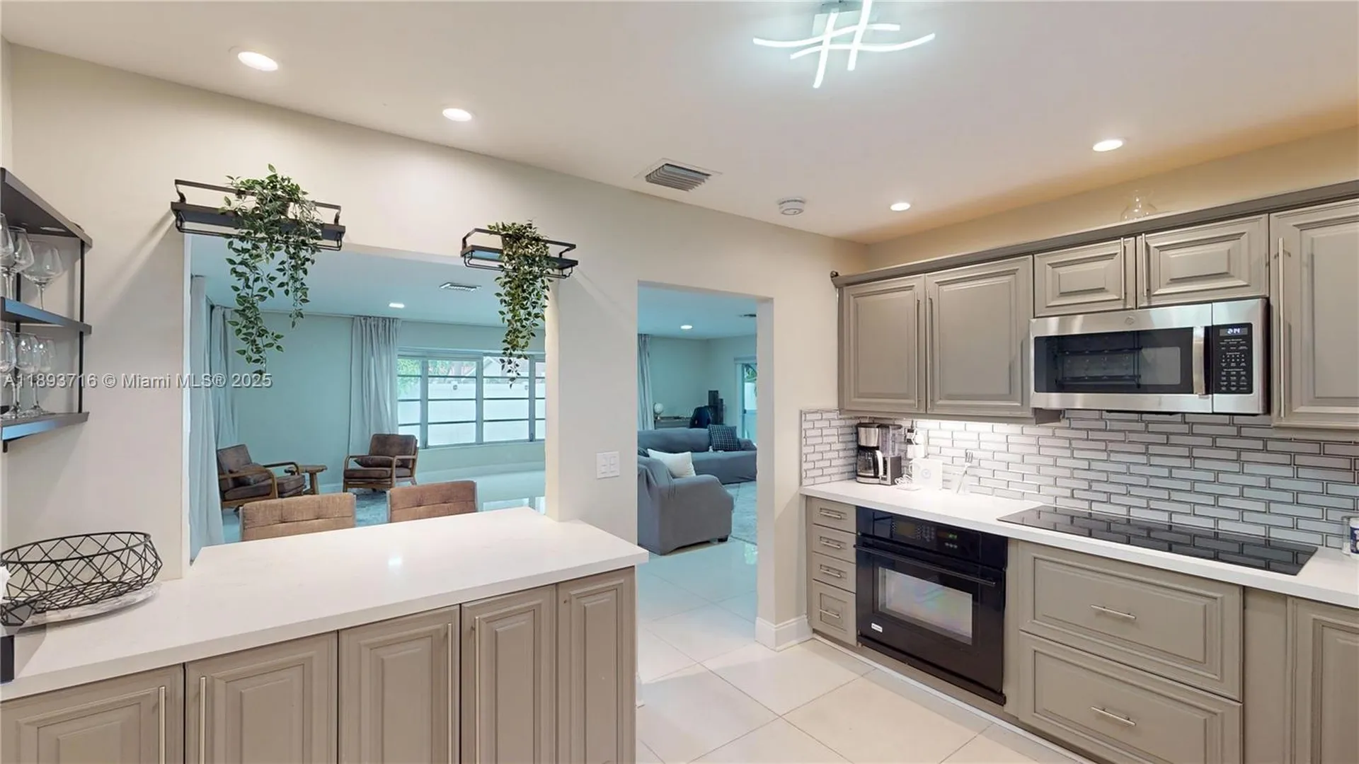 2121 NE 62nd Street Fort Lauderdale FL 33308