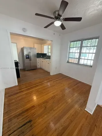 300 NW 13th Avenue Miami FL 33125