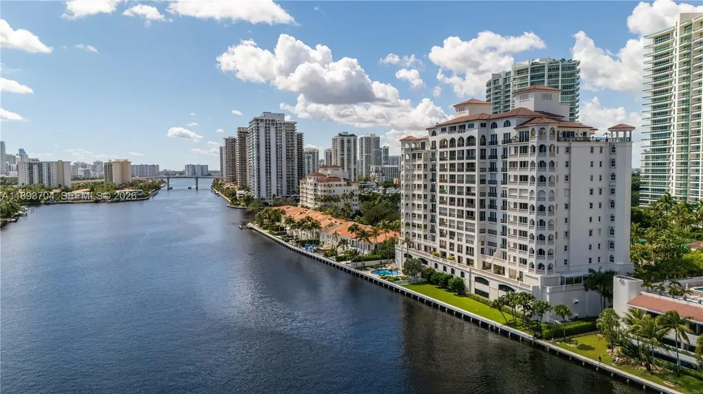 20165 NE 39th Place Aventura FL 33180