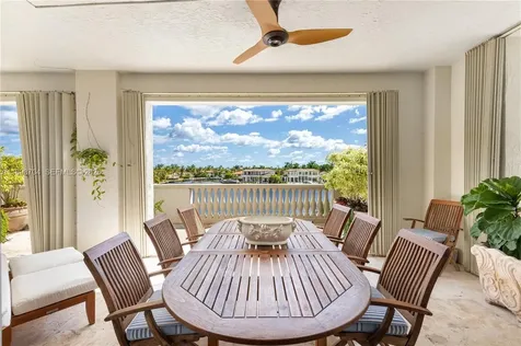 20165 NE 39th Place Aventura FL 33180