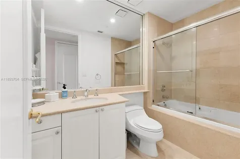 20165 NE 39th Place Aventura FL 33180