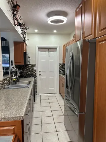 2200 S Ocean Drive Hollywood FL 33019