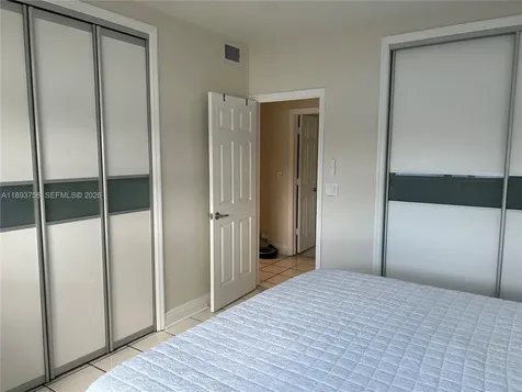 2200 S Ocean Drive Hollywood FL 33019