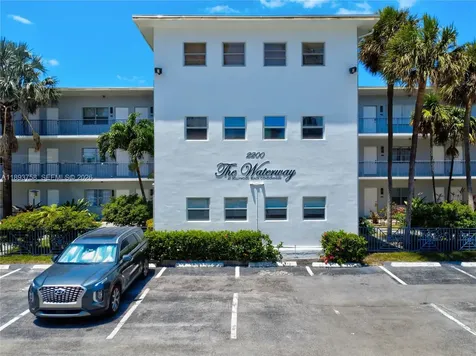 2200 S Ocean Drive Hollywood FL 33019