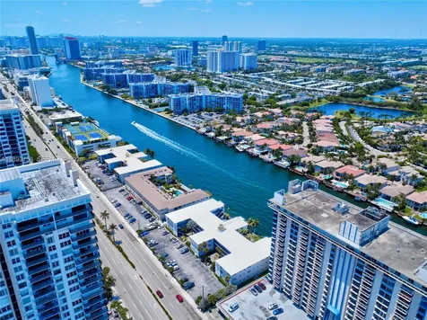 2200 S Ocean Drive Hollywood FL 33019
