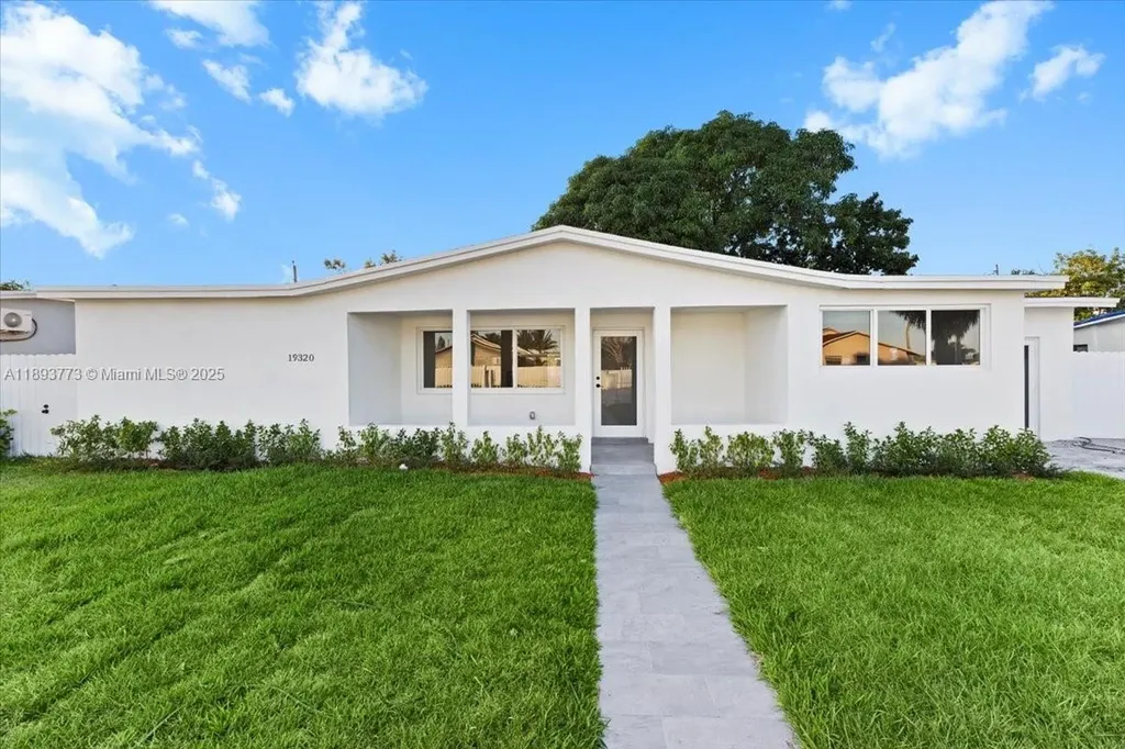 19320 NW 37th Avenue Miami Gardens FL 33056