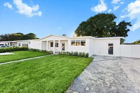 19320 NW 37th Avenue Miami Gardens FL 33056