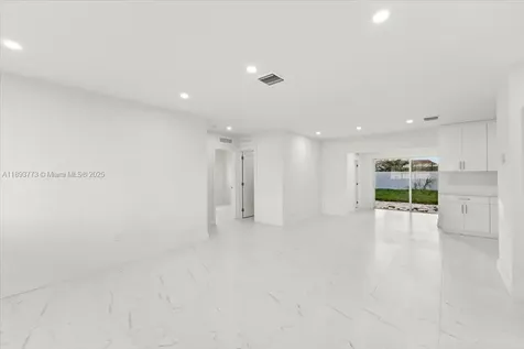 19320 NW 37th Avenue Miami Gardens FL 33056