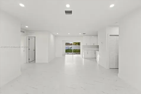 19320 NW 37th Avenue Miami Gardens FL 33056