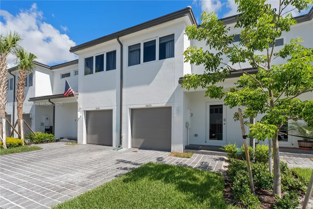 5025 SW 37th Street Pembroke Park FL 33023