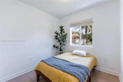 5025 SW 37th Street Pembroke Park FL 33023
