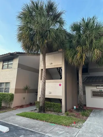 9861 Nob Hill Court Sunrise FL 33351