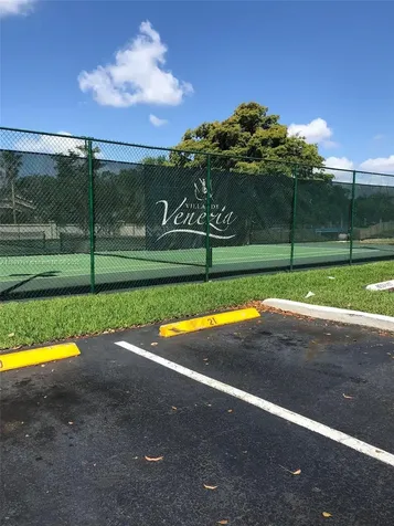 9861 Nob Hill Court Sunrise FL 33351